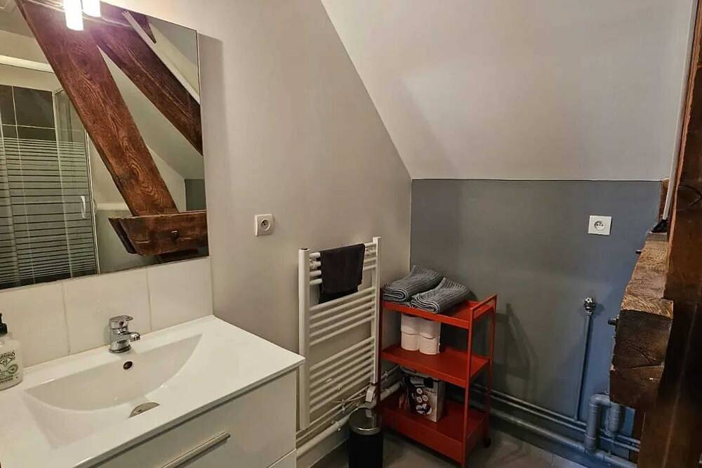 Entire apartment, Homerez - Apartment in Beaugency in Beaugency, Loire Valley