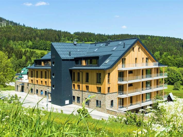 Apartament wakacyjny dla 4 osób, z Balkon i Ogród w Jańskie Łaźnie