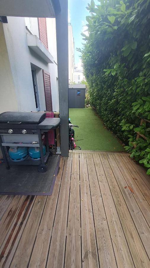 Gîte pour 7 personnes, avec Jacuzzi et Terrasse ainsi que Jardin et Vue à Limeil-Brévannes - 4