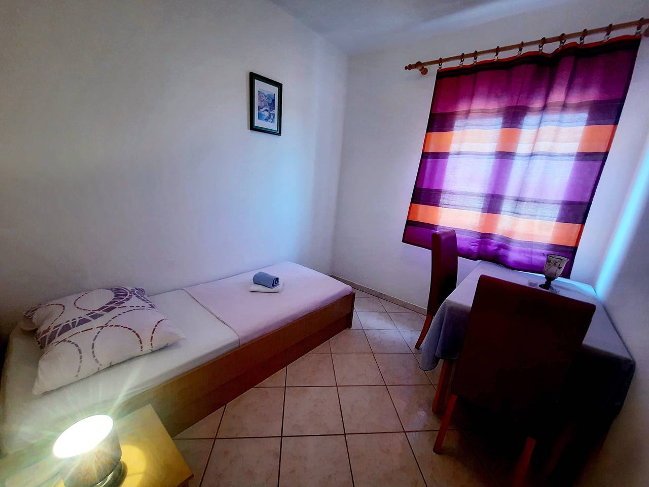 Ganze Wohnung, 1-Zimmer-Ferienwohnung mit Terrasse Pakostane (Biograd) A-14054-b in Pakostane, Zadar