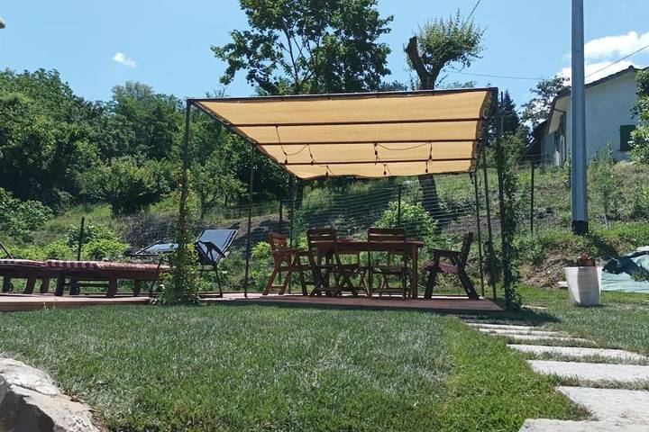 Location de vacances pour 4 personnes, avec jardin et vue ainsi que balcon et piscine à Mulazzo - 3