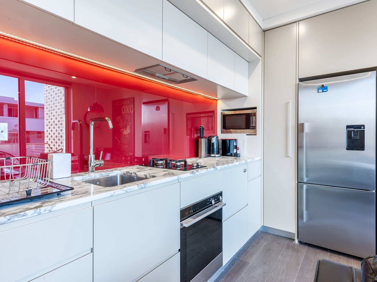 Entire apartment, Comfy 1-Bed Apartment in Perfect Location in Sydney, New South Wales