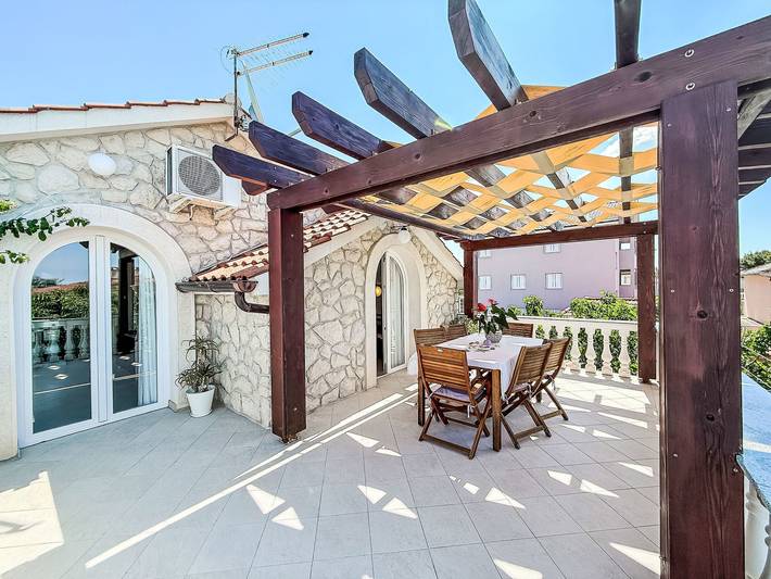 Ferienwohnung für 4 Personen, mit Terrasse in Vrsi - 2