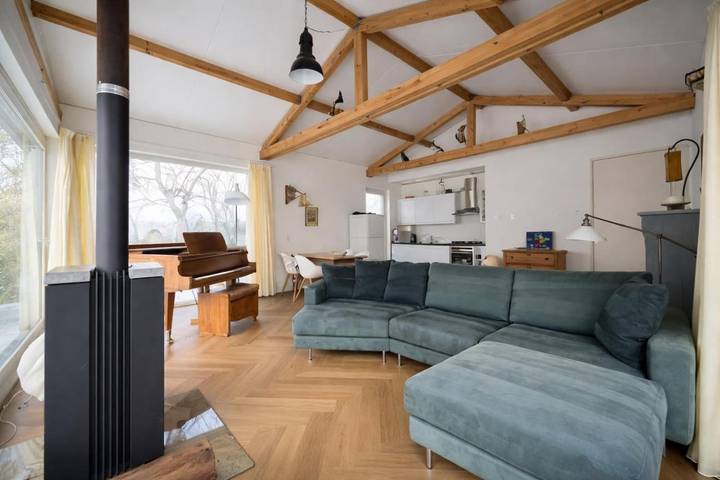 Location de vacances pour 2 personnes, avec terrasse ainsi que vue et jardin dans Broek in Waterland - 2