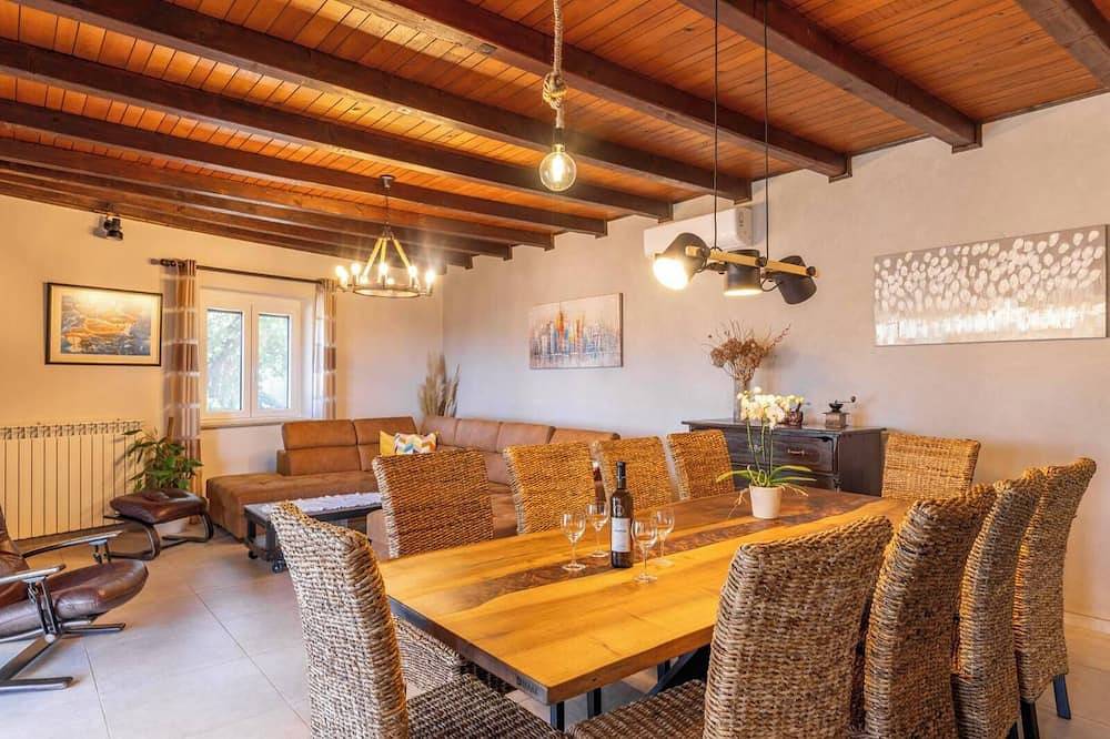 Villa Valentina Luxusurlaub fur 8+1 Personen mit Xxl Beheizter Pool & Whirlpool in Bribir, Primorje-Gorski Kotar