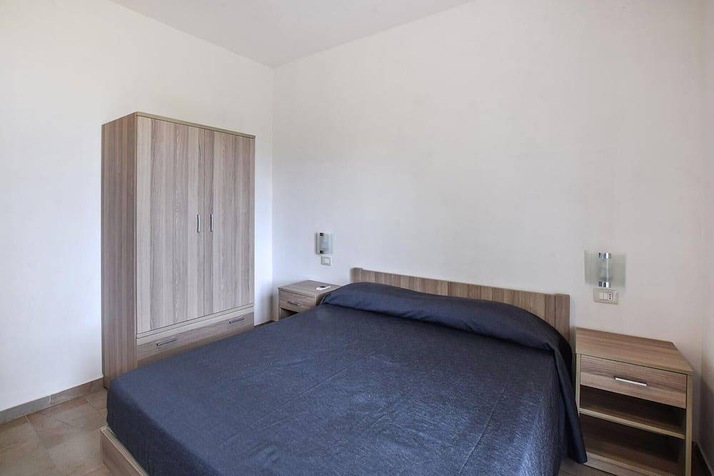 Ganze Wohnung, Schöne 1-Zimmer-Wohnung in Ricadi in Santa Maria (Vibo Valentia), Vibo Valentia Provinz