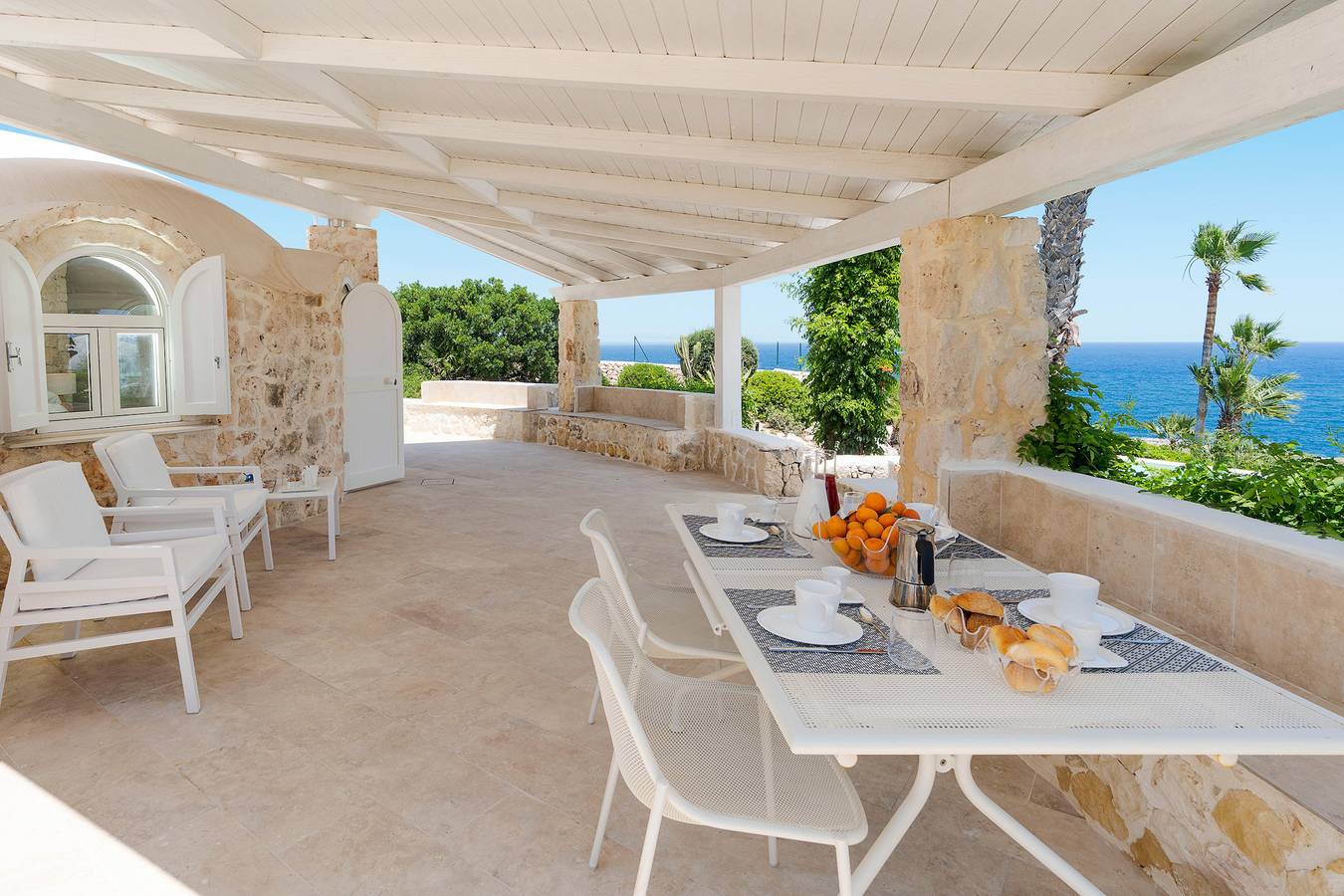 Villa del Mito in Siracusa, Siracusa e dintorni