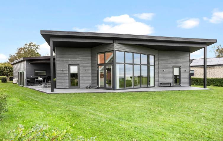 Ferienhaus für 6 Personen, mit Terrasse und Garten in Årø