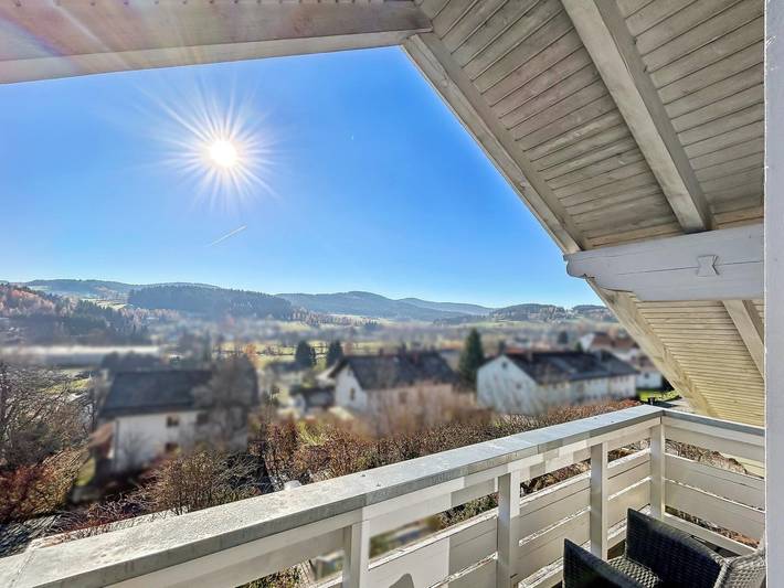 Ferienwohnung für 3 Personen, mit Balkon und Balkon/Terrasse sowie Whirlpool und Terrasse in Landkreis Regen