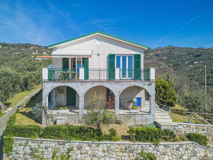 Casa vacanza per 6 persone, con terrazza e panorama nonché giardino - 1