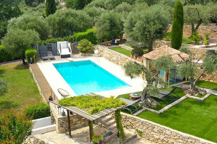 Villa für 8 Personen, mit Terrasse und Sauna sowie Garten - 1