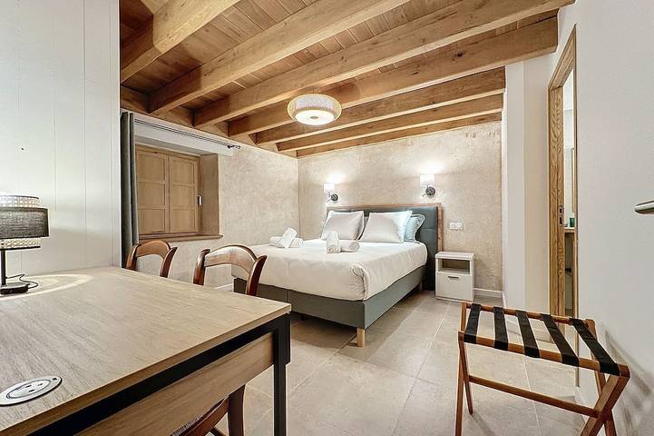 Location de vacances pour 14 personnes, avec terrasse et jardin à Bourg-Blanc - 2