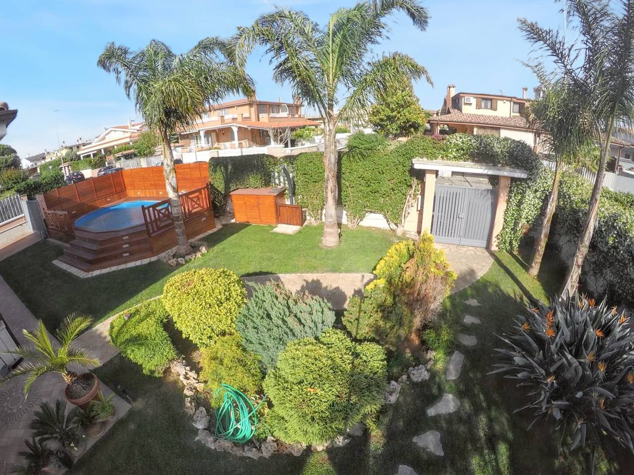 Gemütliche Villa in Ladispoli mit privatem Pool in Ladispoli, Rom Provinz