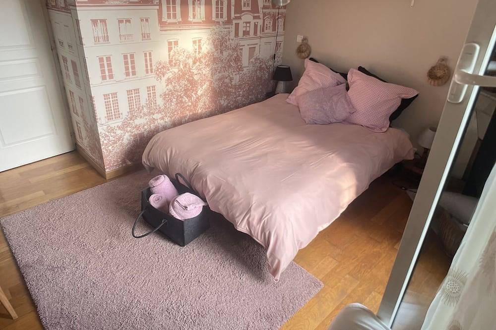 Contemporary near Paris in Le Perreux-sur-Marne, Val-de-Marne