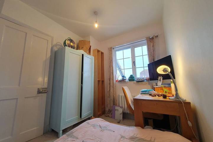 Home away from home in Woking, Surrey