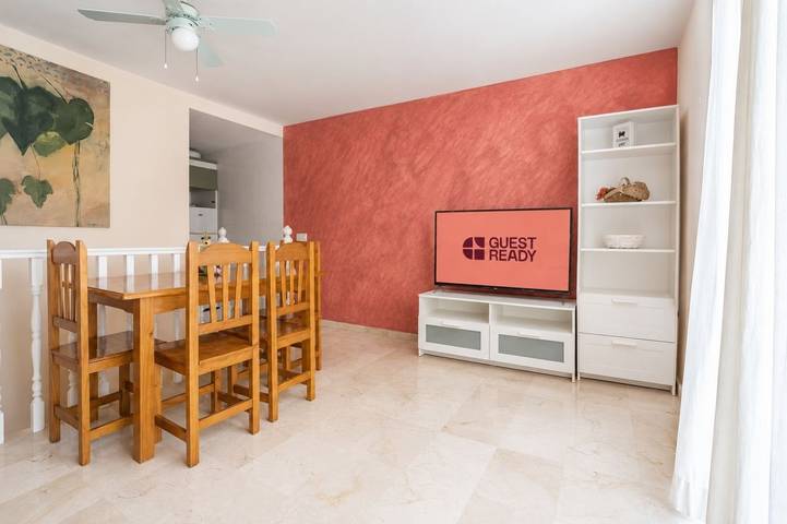 Ganze Wohnung, Ferienwohnung für 4 Personen mit Balkon in Caleta de Fuste, Antigua
