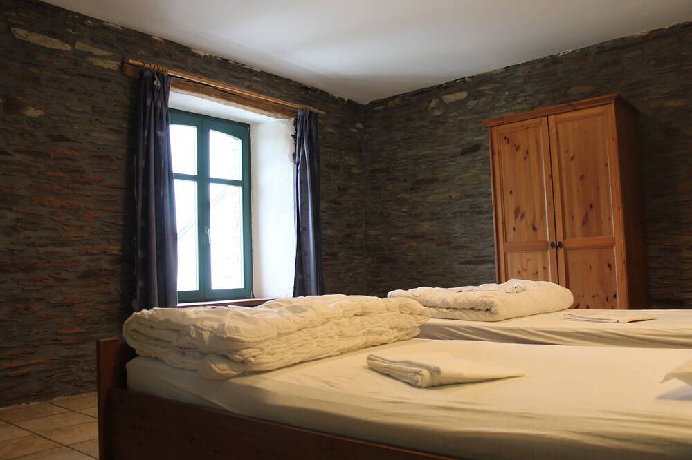 Gîte-Hütte-Ensuite mit Bad-Gartenblick in Nadrin, Houffalize