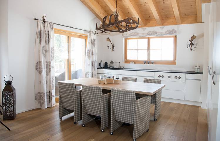 Ganze Wohnung, Alpenchic-Wohnung an der Rothornbahn in Vaz/Obervaz, Plessur Alpen