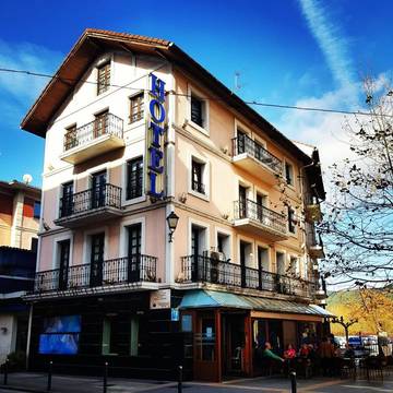 Hôtel pour 3 personnes, avec balcon à Mungia