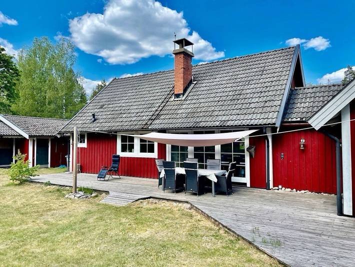 Villa Yasjö – Lake House with Sauna & Boat in Blekinge in Svenska Östersjön