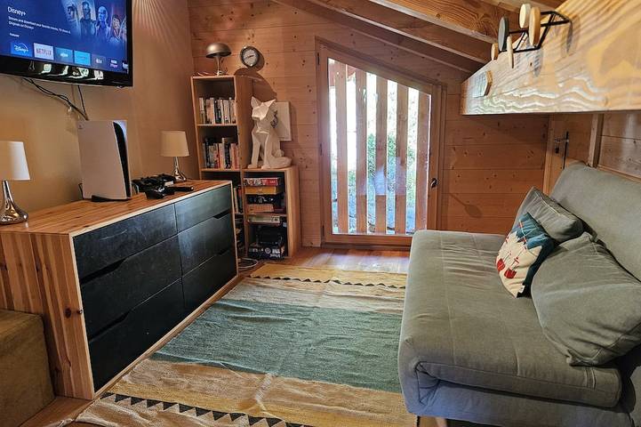 Ganze Wohnung, Buqa - Eine modern ausgestattete alpine \"die ganze Saison\" Wohnung im Zentrum von Samoens in Samoëns, Region Bonneville