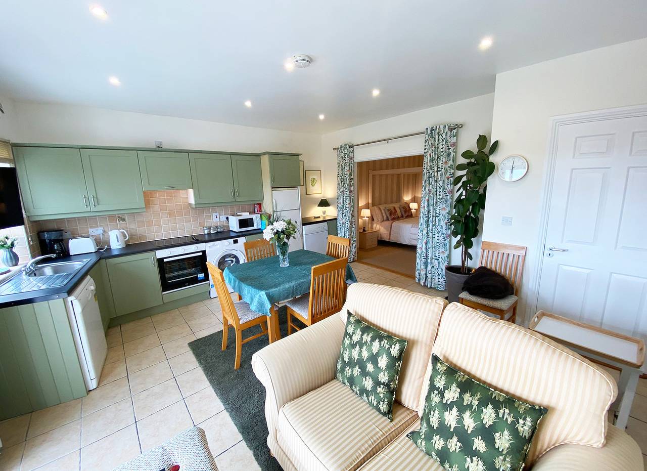 Entire apartment, Chic Studio Clifden in Clifden, Connemara