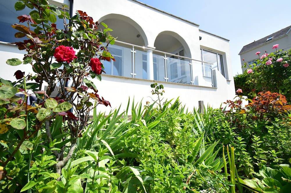 Francis Cottage - Three Bedroom House, Sleeps 6 in Woolacombe, Devon