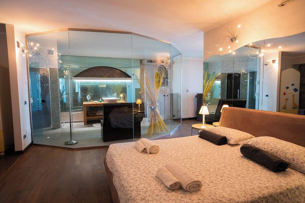 Villa Bellavista - Stunning Lake Garda View & Relaxation in Villanuova sul Clisi, Gardasee-Berge