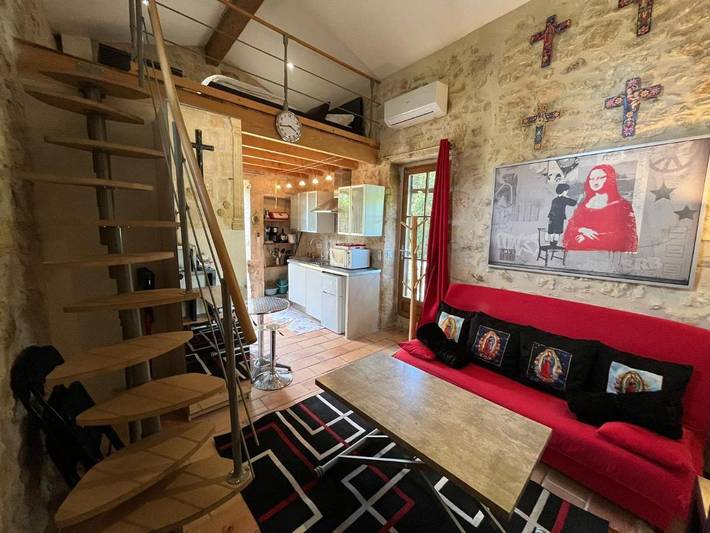 Location de vacances pour 4 personnes, avec sauna et jacuzzi ainsi que piscine et jardin à Tarascon - 4