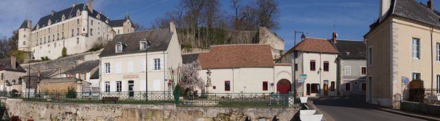 Gîte Le Castelnaute in Châteauneuf-sur-Cher, Saint-Amand-Montrond