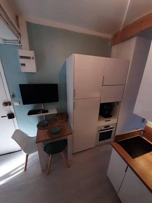 Gîte pour 4 personnes, avec terrasse et jacuzzi dans Office de Tourisme de Frontignan Centre Ville - 2