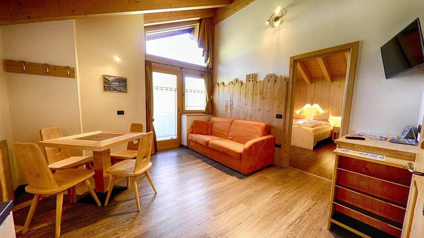 Agriturismo per 4 persone, con Balcone e Idromassaggio nonché Giardino e Sauna a Livigno