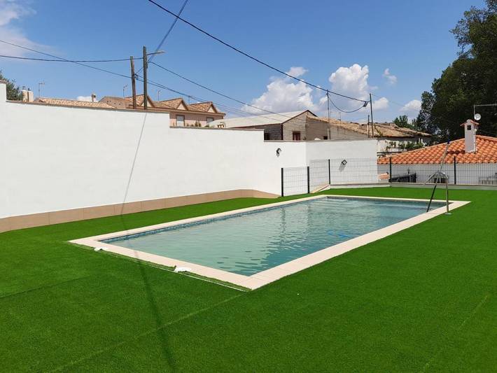 Location de vacances pour 8 personnes, avec Terrasse et Jardin ainsi que Piscine et Vue à Calasparra