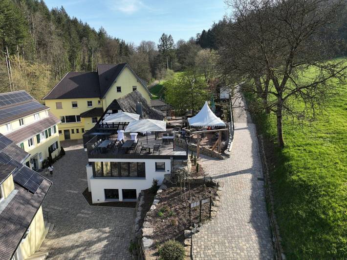 Ferienwohnung für 3 Personen, mit Balkon und Terrasse sowie Garten im Kraichgau