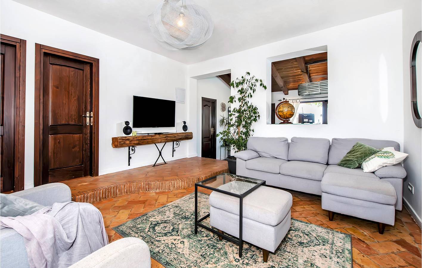 Charmante Unterkunft, 2 km vom Strand entfernt: Geräumige 90 m² große Wohnung mit Pool und Parkplatz in Rovinj, Rovinj und Umgebung