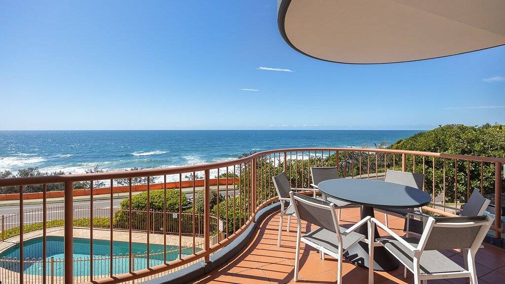 Ganze Wohnung, Villa Seascapes - 4 Ebenen + privates Sonnendeck - tierfreundlich - beste Aussicht in Coolum Beach, Sunshine Coast