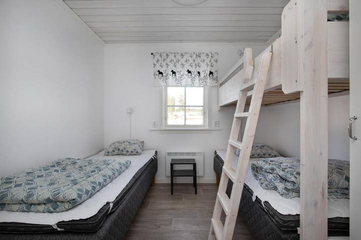Camping für 4 Personen, mit Terrasse und Ausblick sowie Garten in Mittelschweden - 2