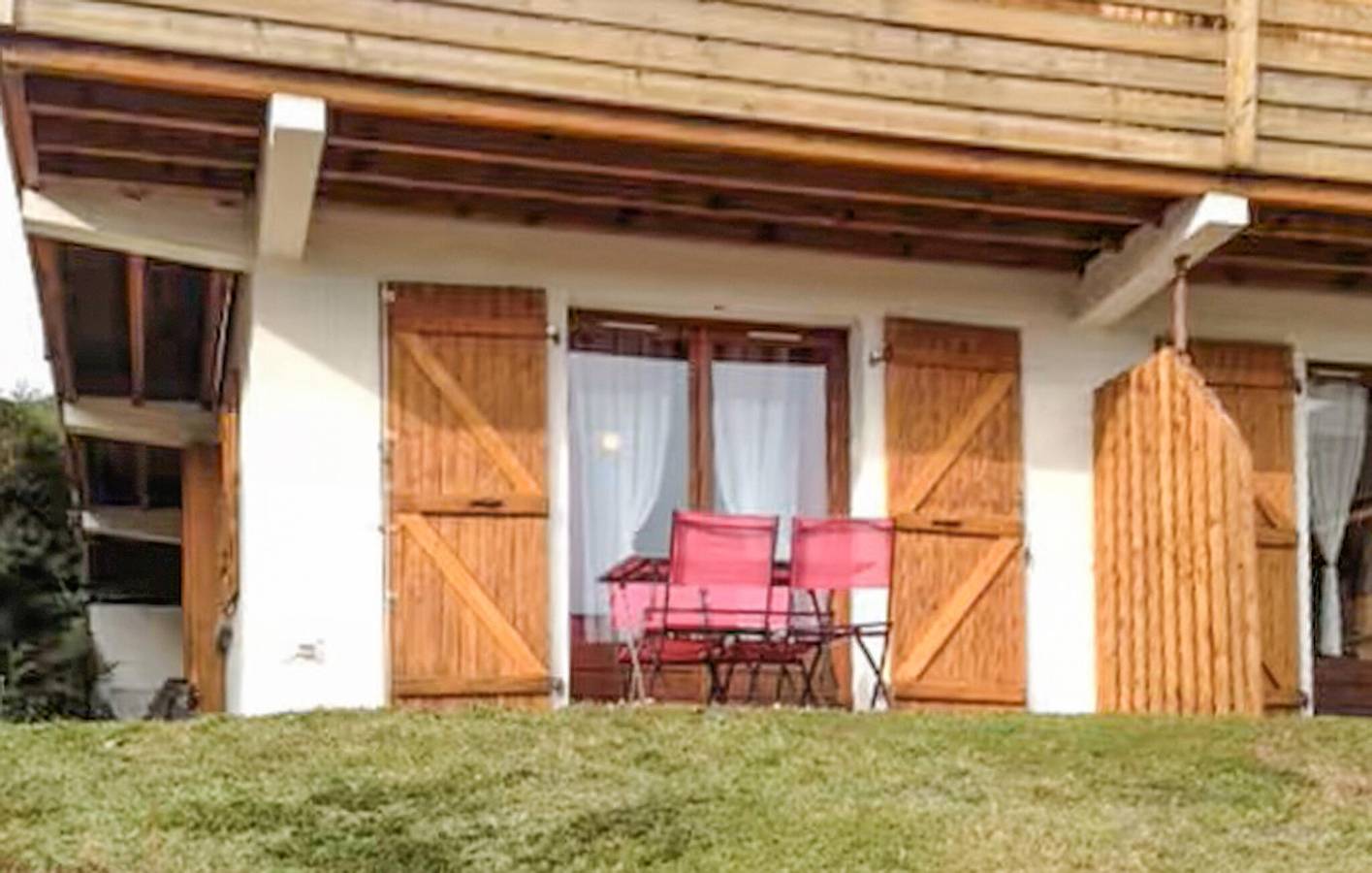 Appartement de vacances entier, Refuge au bord du lac avec terrain de pétanque et télévision, à proximité du lac de Gérardmer in Lac de Gérardmer, Gérardmer