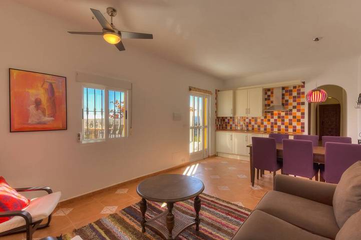 Ferienwohnung für 5 Personen, mit Garten und Terrasse sowie Pool - 1