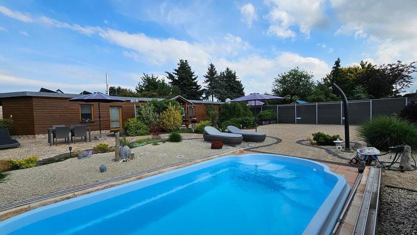 Ferienhaus für 4 Personen, mit Terrasse und Garten sowie Pool und Ausblick