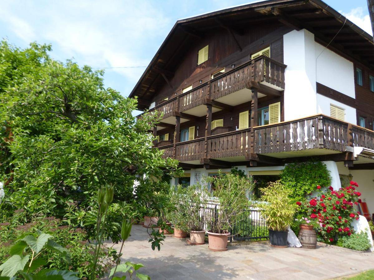 Double Room with Mountain View in St. Georgen (Schenna), Schenna