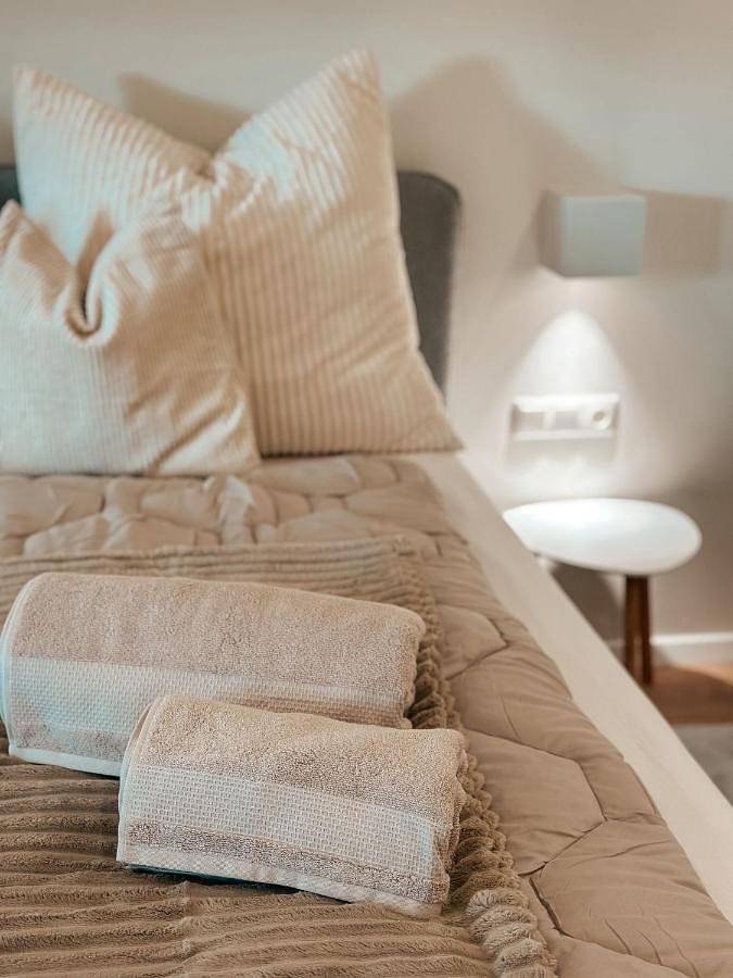 Ferienwohnung für 8 Personen, mit Sauna und Ausblick sowie Balkon und Garten in Furth im Wald - 3