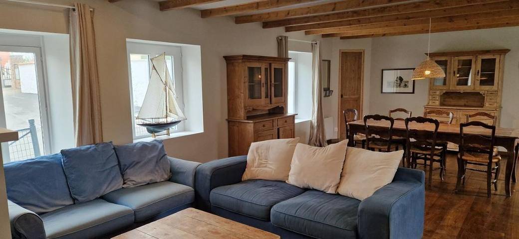 Location de vacances pour 12 personnes, avec vue et jardin à Audembert