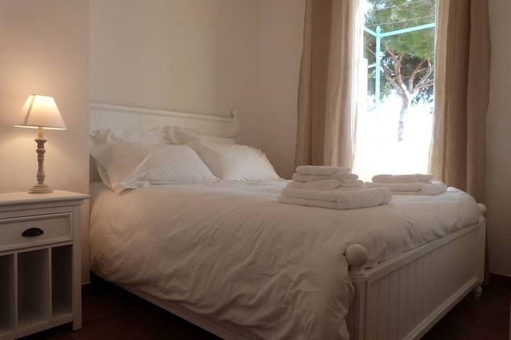 Côte d'Azur-Direkt am Wasser-Sandstrand-Les Issambres-Möblierte Touristenunterkunft 4 **** in Roquebrune-sur-Argens, Mittelmeerküste (Frankreich)