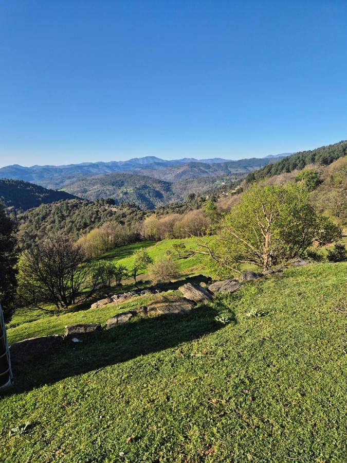 Gîte pour 2 personnes, avec vue et jardin à Saint-Germain-de-Calberte - 2