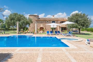Villa in Sa Pobla, Mallorca Norden für 10 