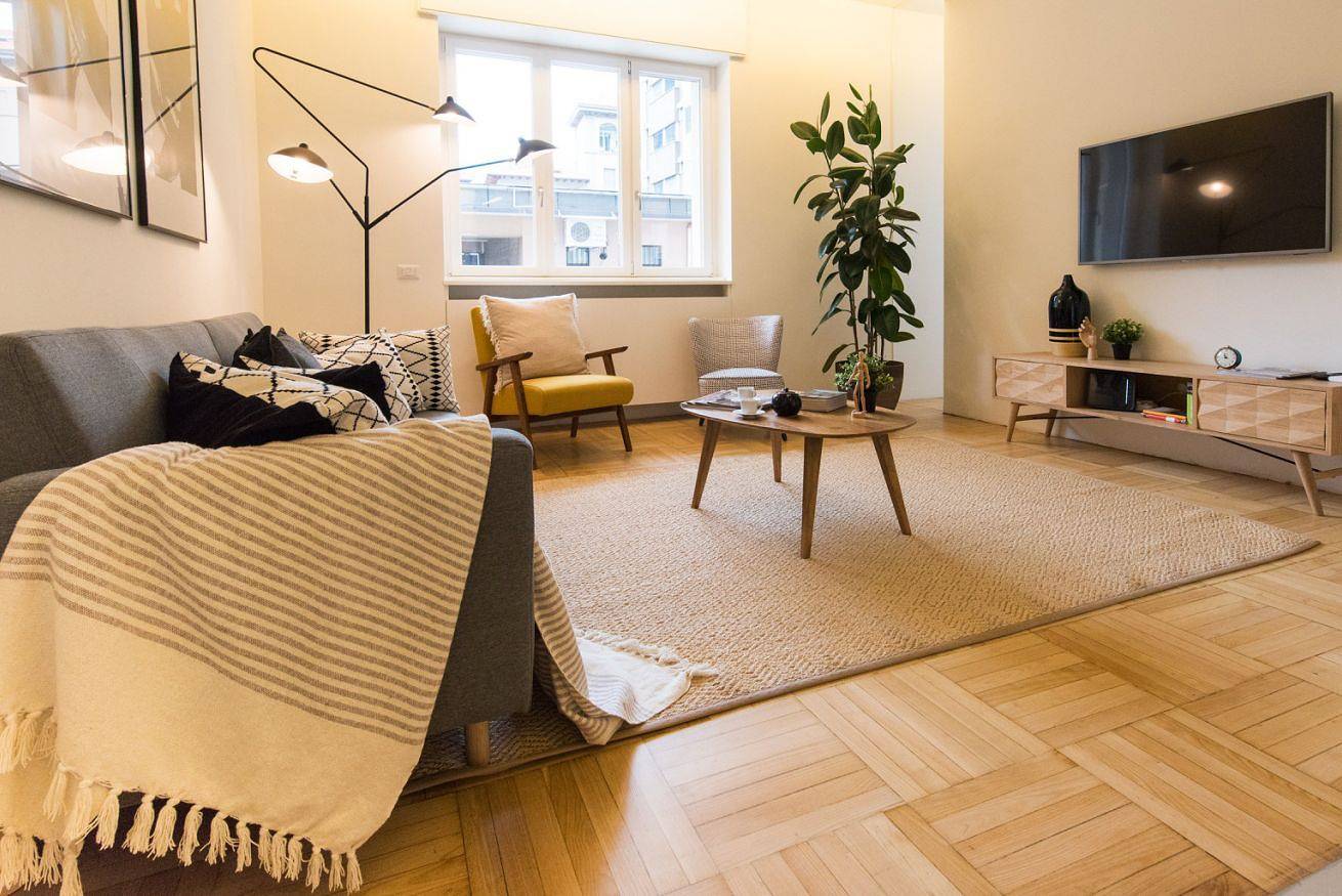 Entire apartment, Holiday apartment for 4 people in Como, Lake Como