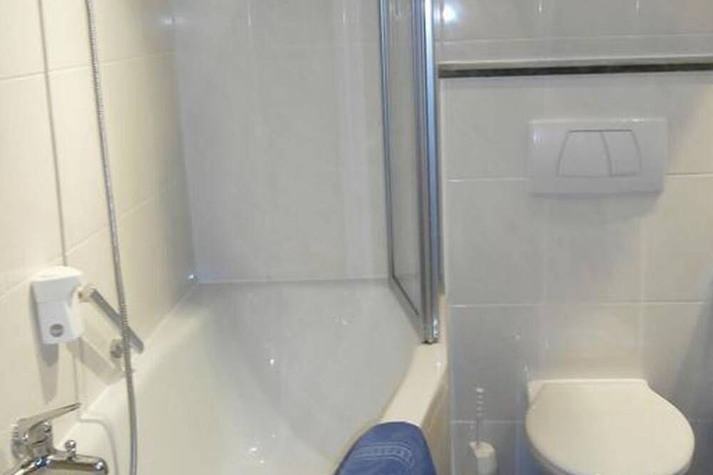 Doppelzimmer klein - Das Kaltschmid - Familotel Tirol in Seefeld in Tirol, Innsbruck Land