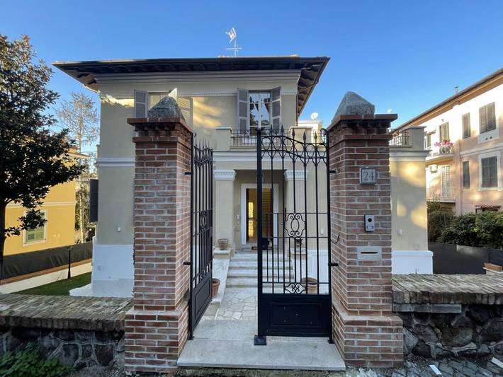 Villa per 21 persone, con giardino e panorama, con animali domestici a Roma