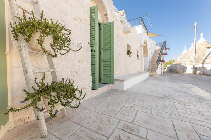 Trullo für 6 Personen, mit Garten und Whirlpool in Cisternino - 2